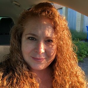 Meet your Posher, Pamela